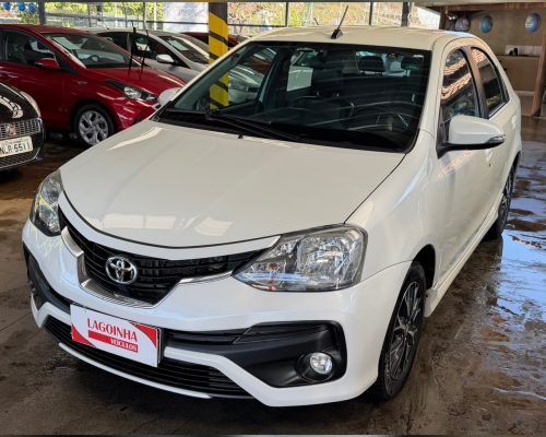 Etios 1.5 SD Platinum automático 2017.2018 1