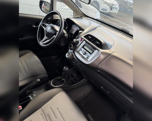 Honda Fit Twist 1.5 automático 2013.2014 Completo 7
