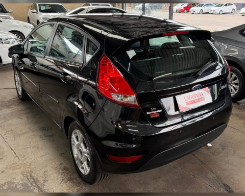 New Fiesta 1.6 automático 2013.2014 4