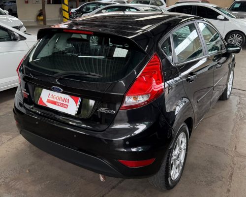 New Fiesta 1.6 automático 2013.2014 5